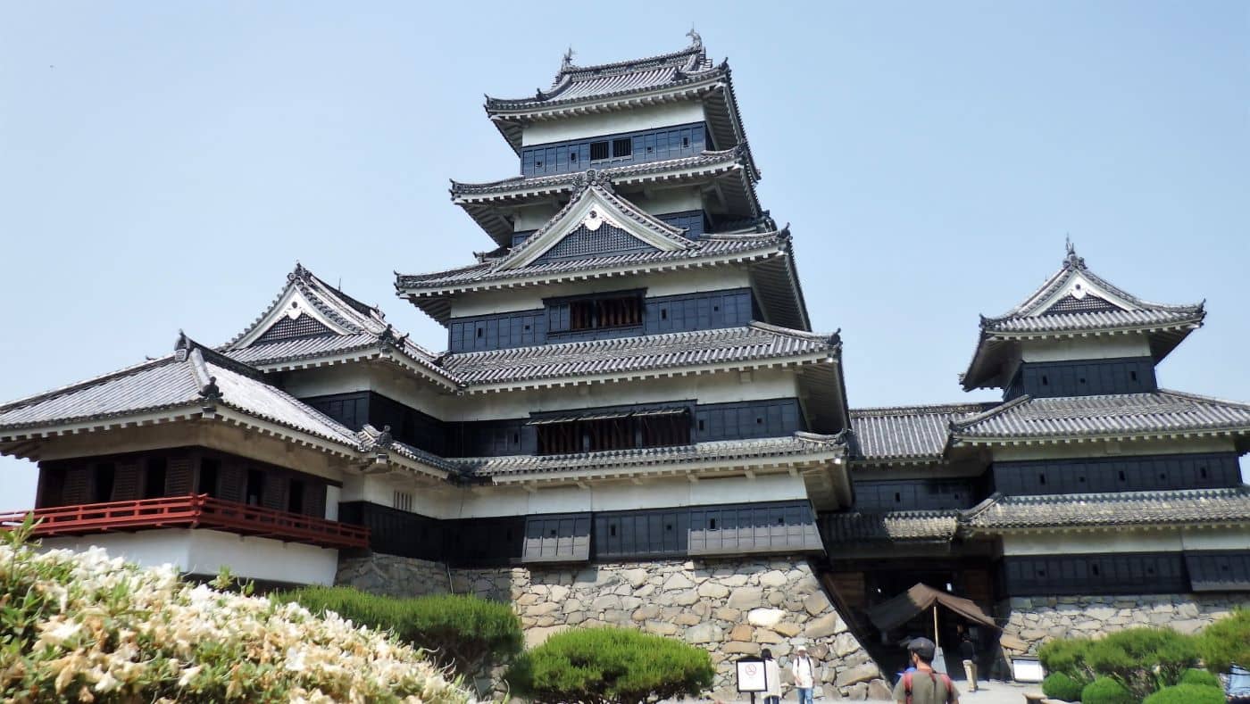 Matsumoto Castle: One Of Japan's Great Original Castles | Japan Travel ...